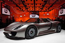 2010Geneva-Porsche918concept-209