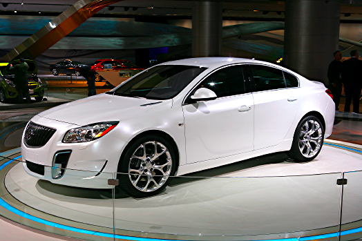 2010NAIASBuickRegalGSconcept-524